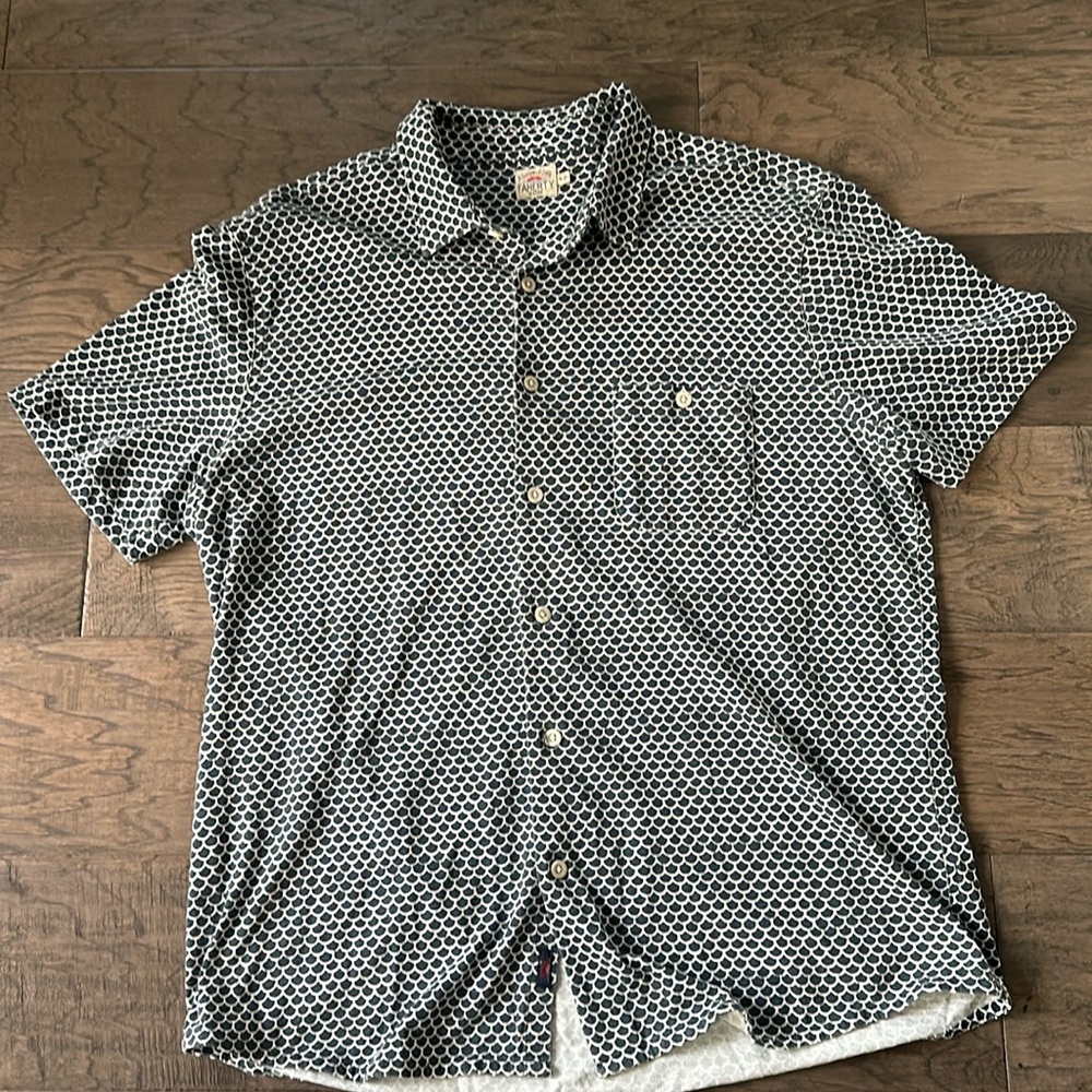 Faherty Blue Fishscale Batik Short Sleeve Shirt